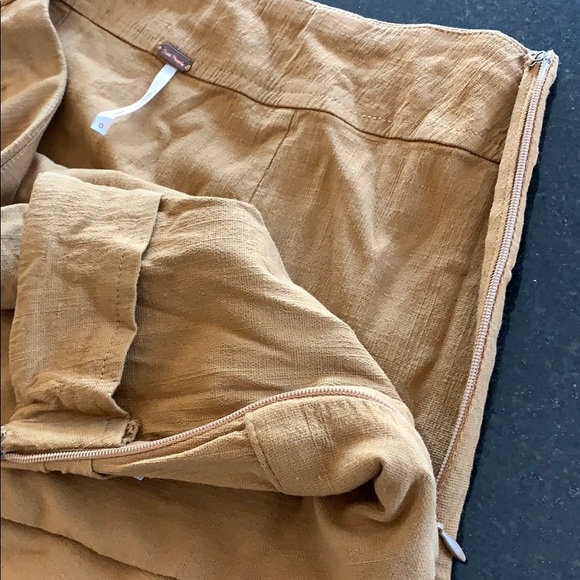Free People gold stretchy miniskirt - Picture 5 of 8